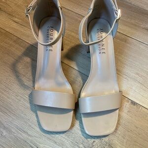 Journee Collection Women's Tan Heels